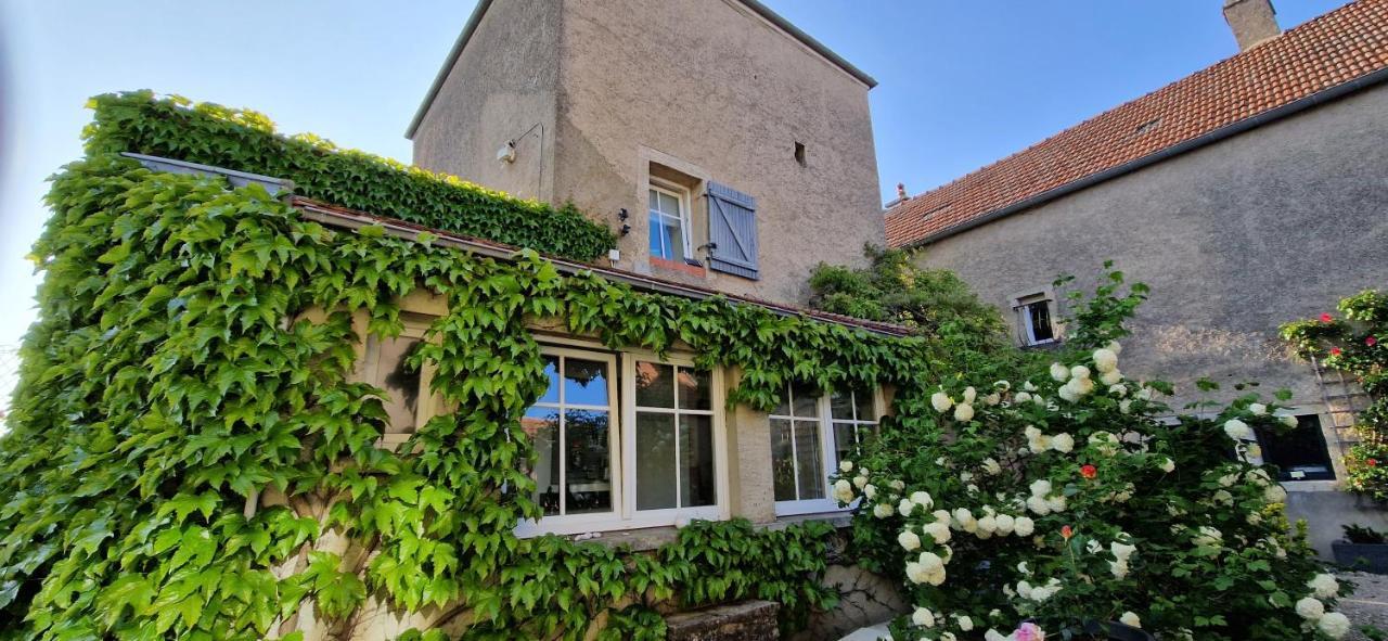 La Tour Du 12 Villa Chamboeuf Dış mekan fotoğraf